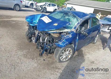 2015 Kia Forte Ex z USA, uszkodzony, nr VIN KNAFX4A88F5266246